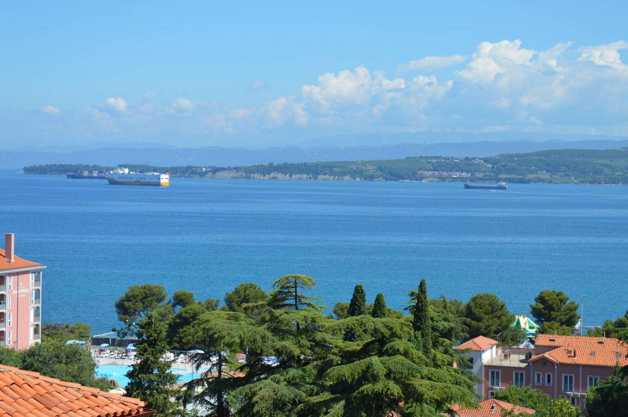 Apartments Ballabanka Koper Bagian luar foto